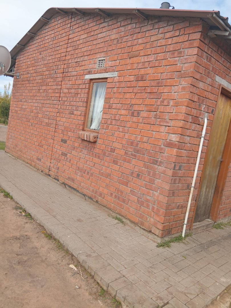 2 Bedroom Property for Sale in Hillside View Free State